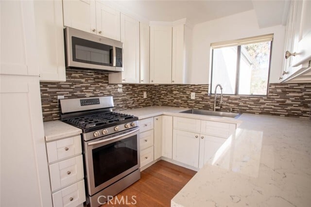 Building Photo - 10475 Newhome Ave