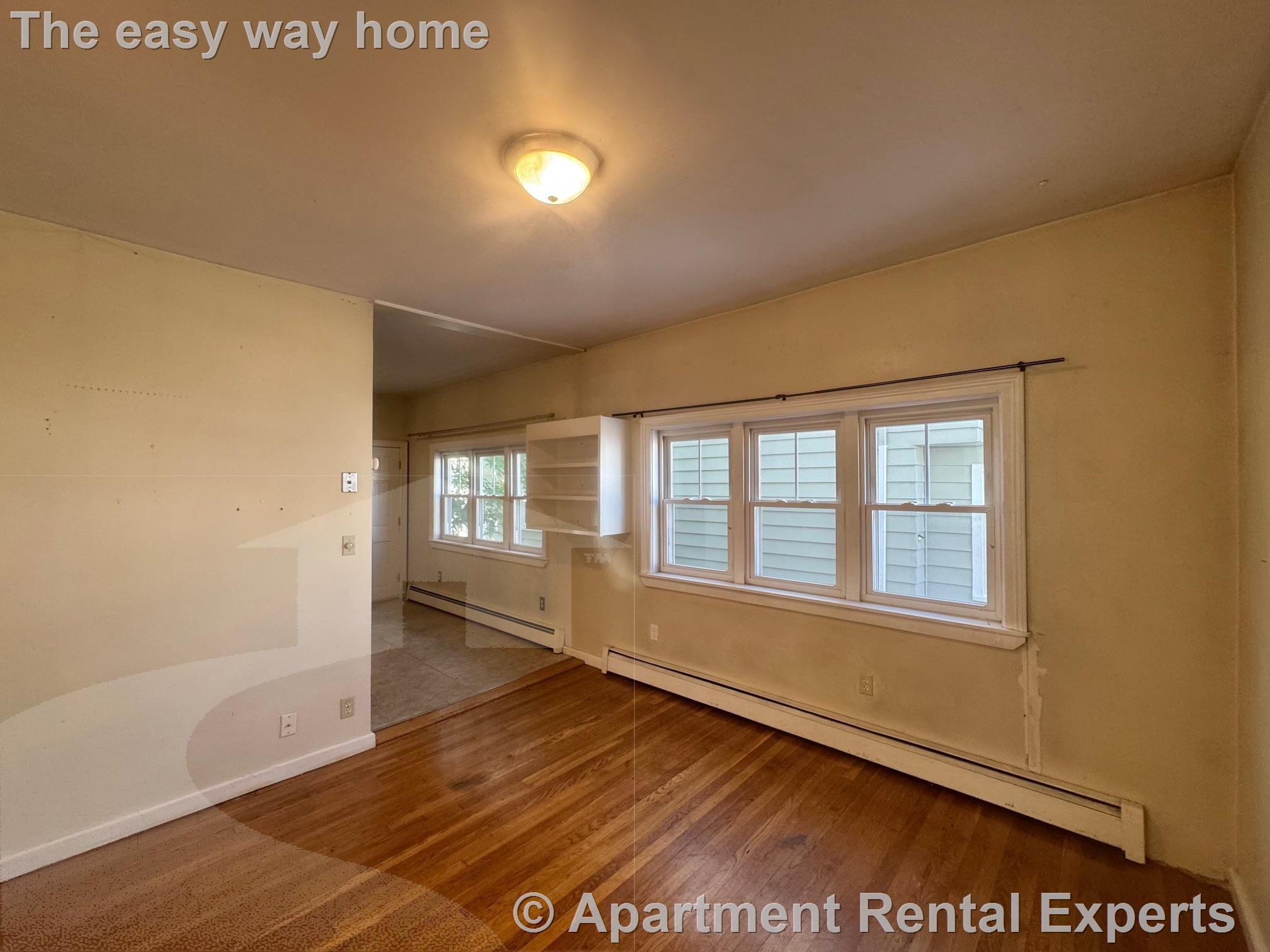 Building Photo - 71 Winchester St