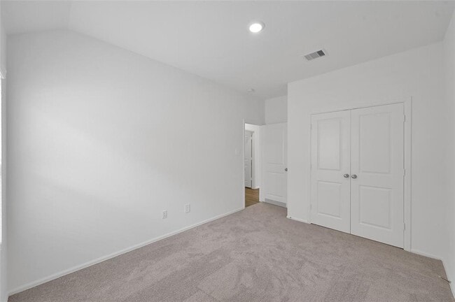 Building Photo - 3609 Oakvale Dr
