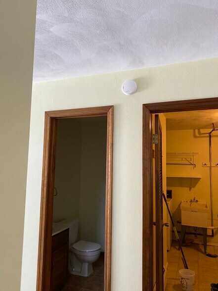 bath and laundry room doors - 988 Taft Ave