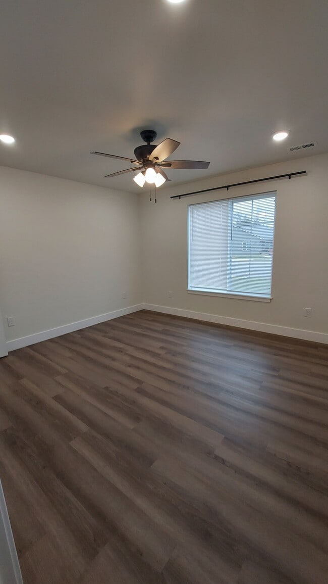 Building Photo - 1708 Prey Ct