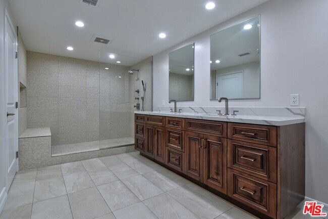 Building Photo - 23637 Park Belmonte