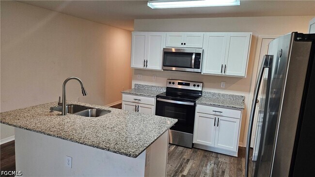 Building Photo - 9028 Aegean Cir