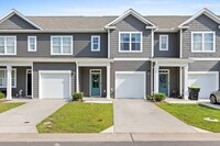 Building Photo - 4686 Wildaire Ln