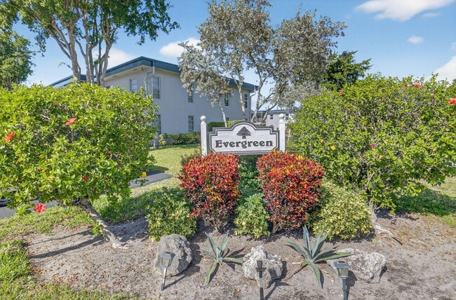 Building Photo - 7535 S Oriole Blvd