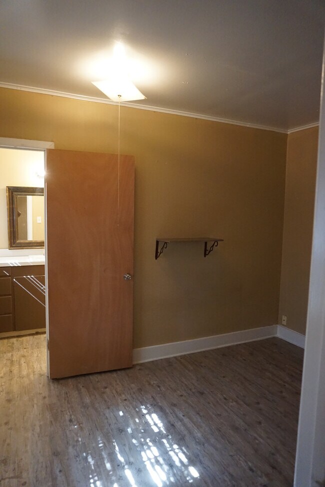 Building Photo - 3414 31st St