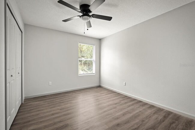 Building Photo - 1594 W 22nd St