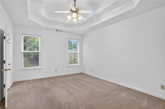 Building Photo - 10825 Pinewalk Forest Cir