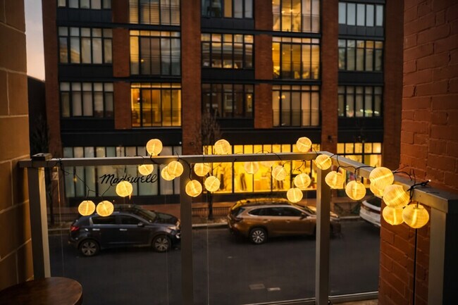 Building Photo - 1330 Wallach Pl NW