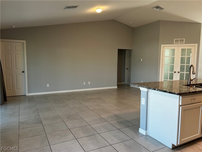 Building Photo - 1011 NW 22nd Terrace