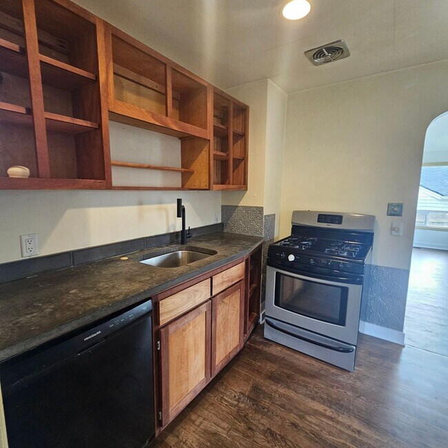 Building Photo - Updated 3-Bedroom Home with Large Deck & Storage