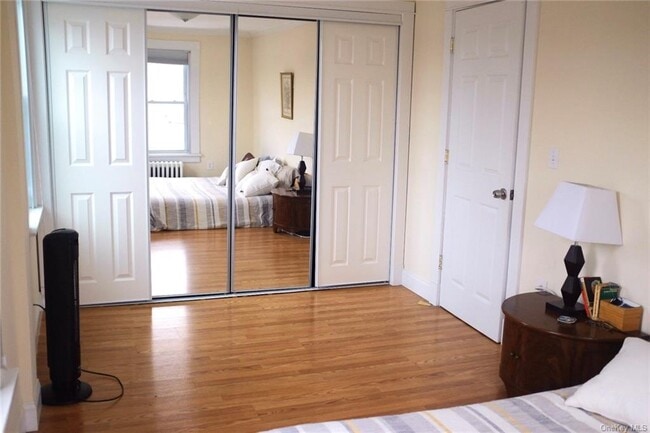 Building Photo - 78 Catherine St