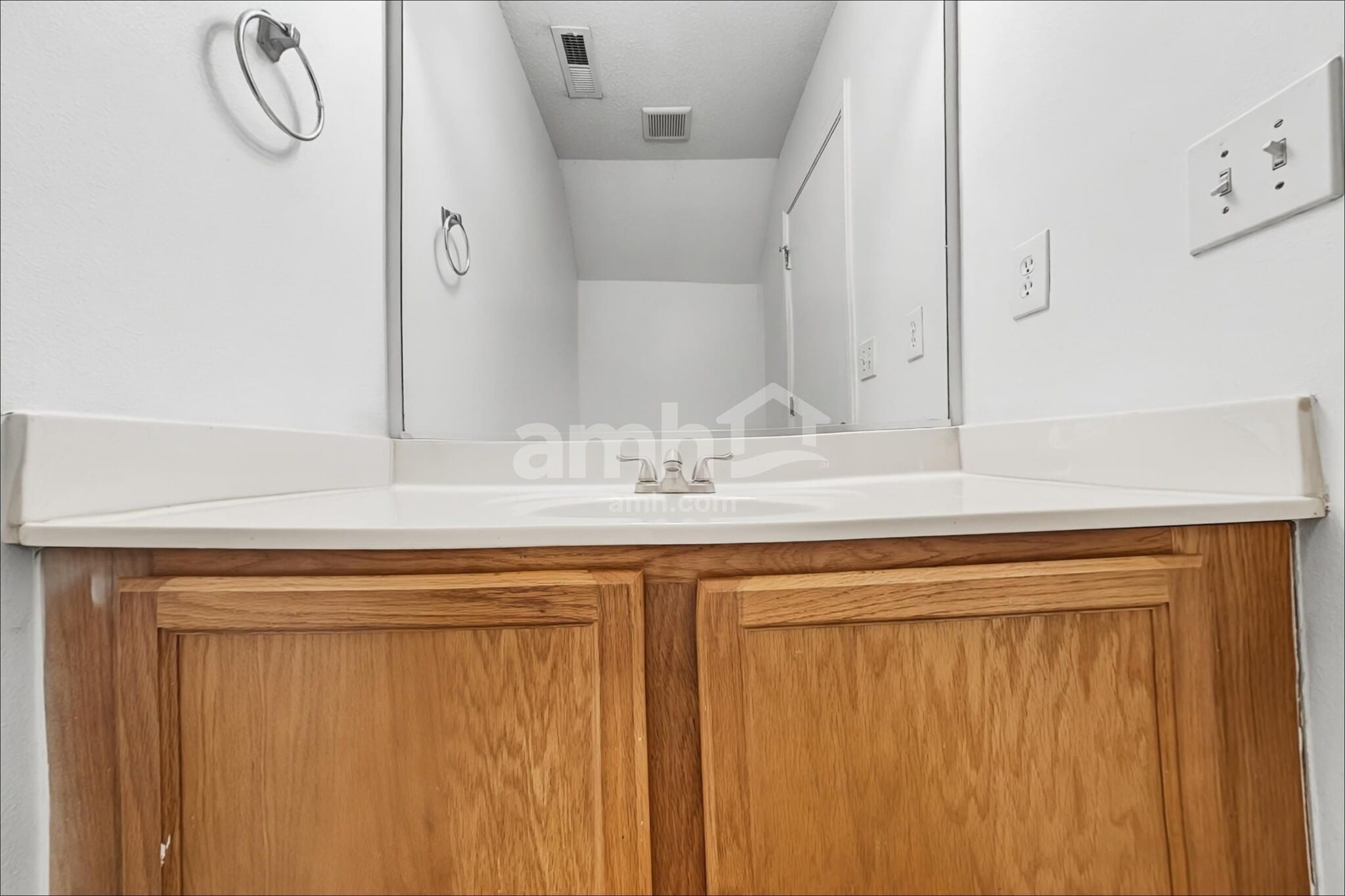 Building Photo - 808 Topsail Dr