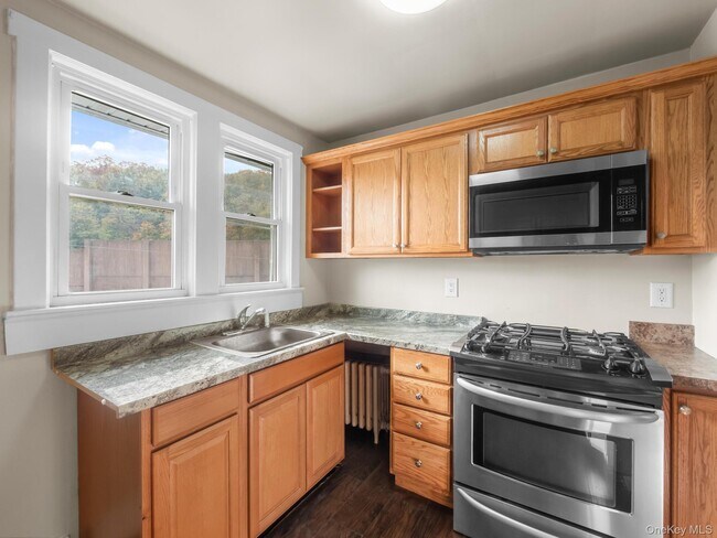 Building Photo - 109 Cooper Dr