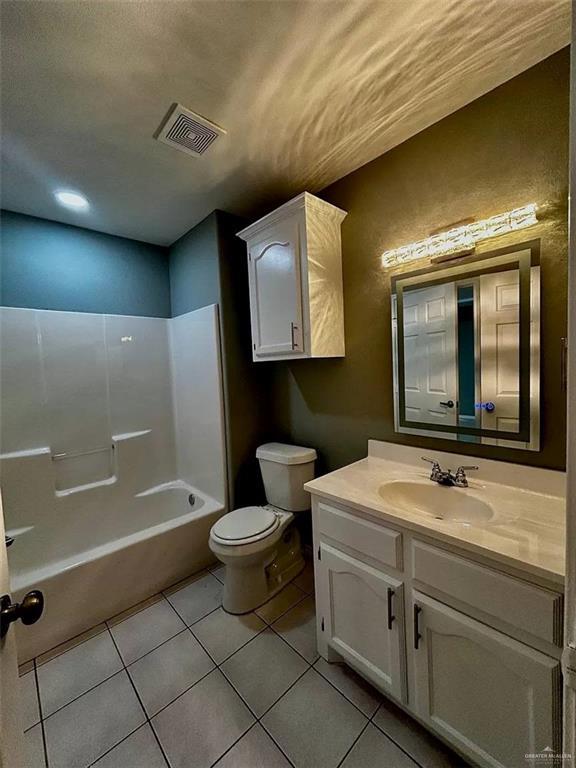 Building Photo - 24 Whitewing Dr