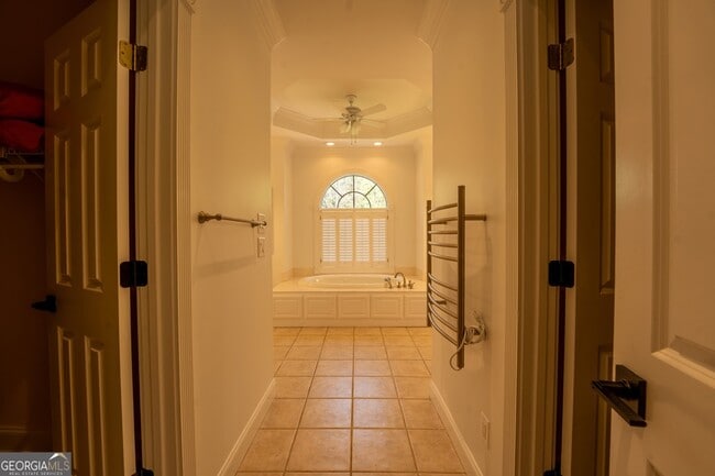 Building Photo - 2925 Orchard Dr