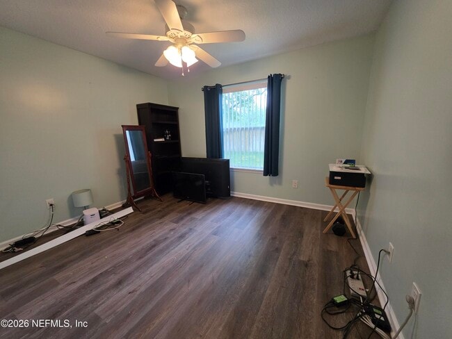 Building Photo - 86088 Meadowridge Ct