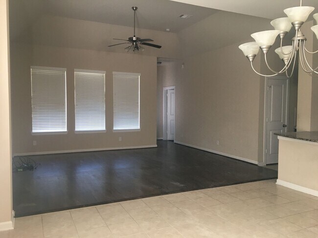 Building Photo - Gorgeous House For Lease in Richardson