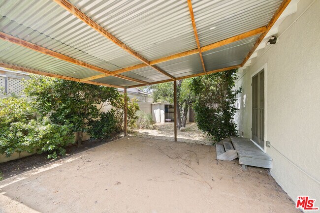 Building Photo - 5432 Fulton Ave