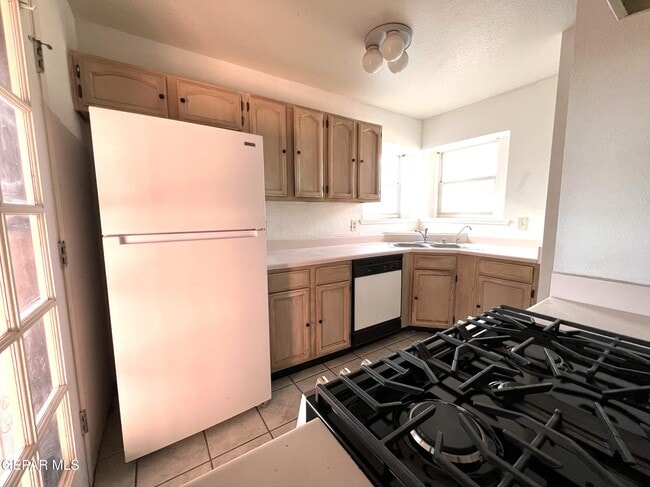 Building Photo - 11501 Cree Ct