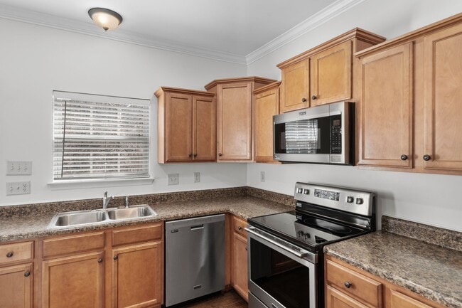 Building Photo - 1112 Woodbury Falls Ct