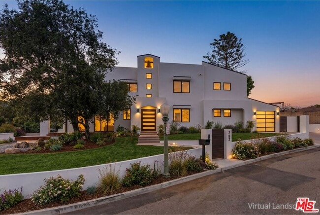 Building Photo - 382 Aderno Way