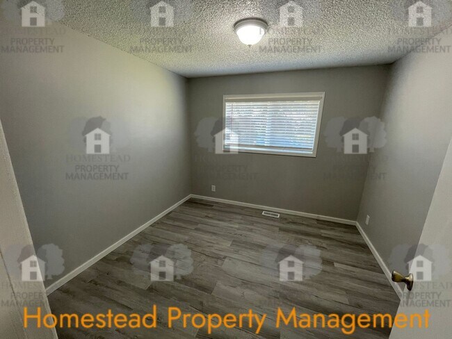 Building Photo - Do you crave some space of your own? We have the home for you!