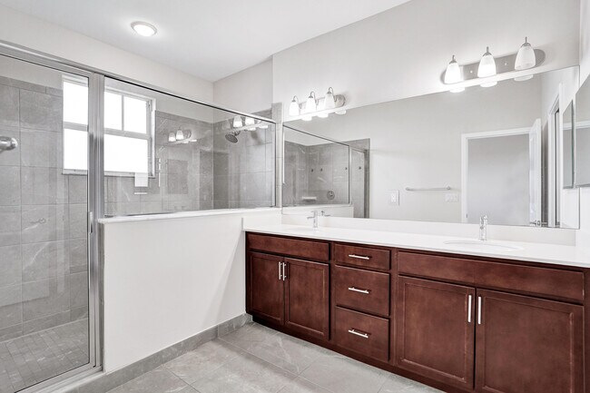 Building Photo - 4926 NW 48th Terrace