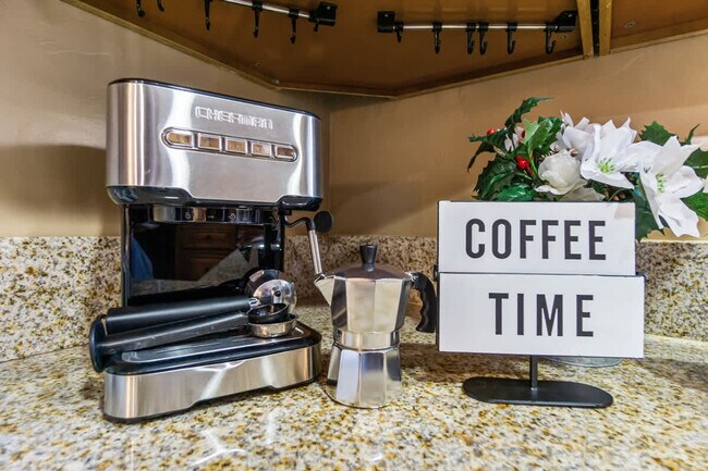 Building Photo - 6090 Rock St