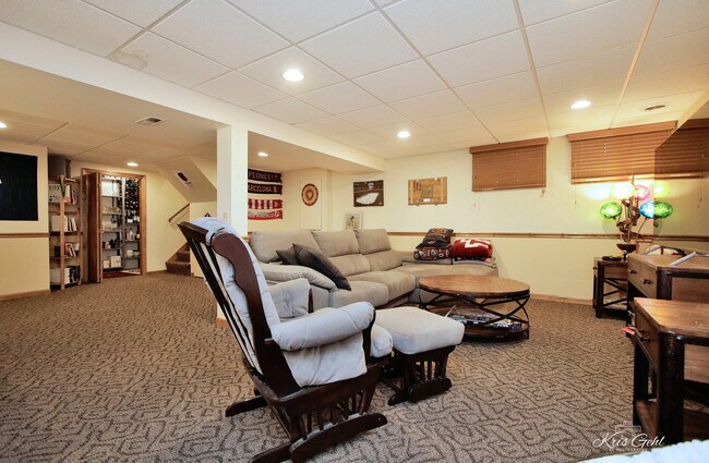 Building Photo - 14620 Country Ln Dr