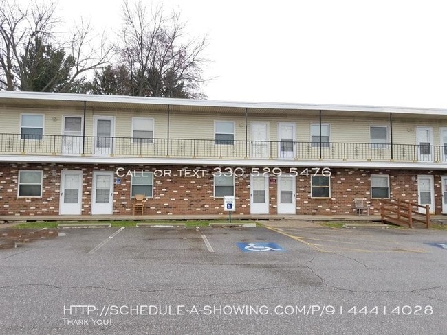 Primary Photo - 780 Anderson Ave