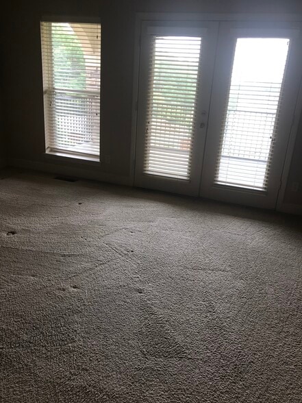 Carpeted bedrooms - 413 Halteria Ln