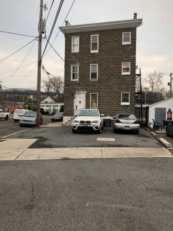 2550 Kutztown Rd 2550 Kutztown Rd Reading PA 19605 Apartment Finder