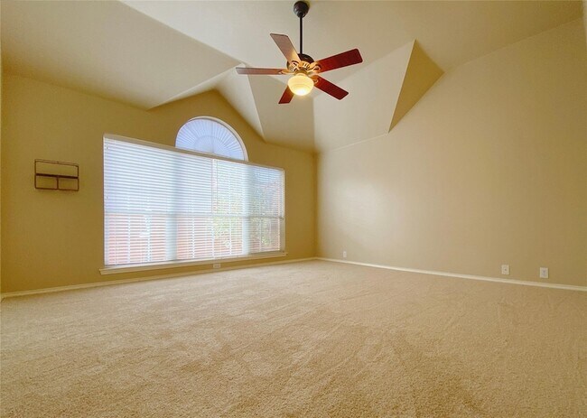 Building Photo - 3224 Heatherbrook Dr