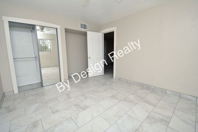 Building Photo - Catalina Foothills 1 Bed 1 Bath Stand Alone Home - Natural Desert Surroundings