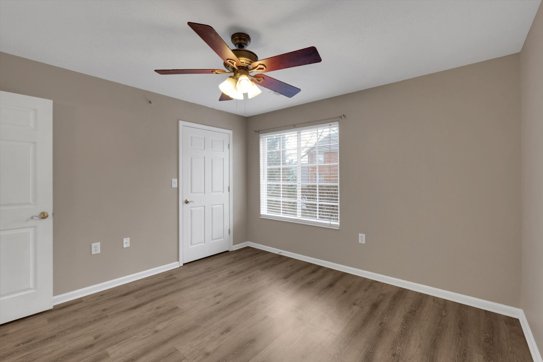 Building Photo - 6403 Shelton Cir