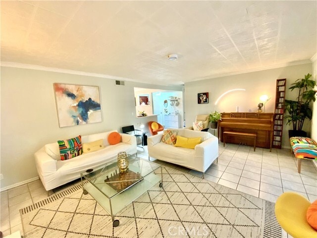 Building Photo - 143 S Pintado Dr