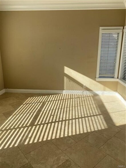 Building Photo - 26732 Kicking Horse Dr