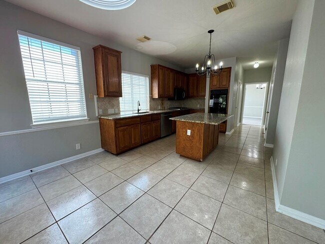Building Photo - 5844 Back Bay Ln