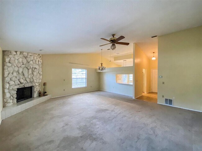 Building Photo - 5025 Barrington Cir