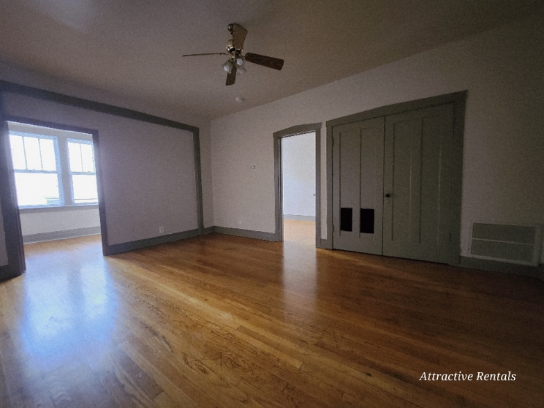 Primary Photo - 1160 S Mason Ave