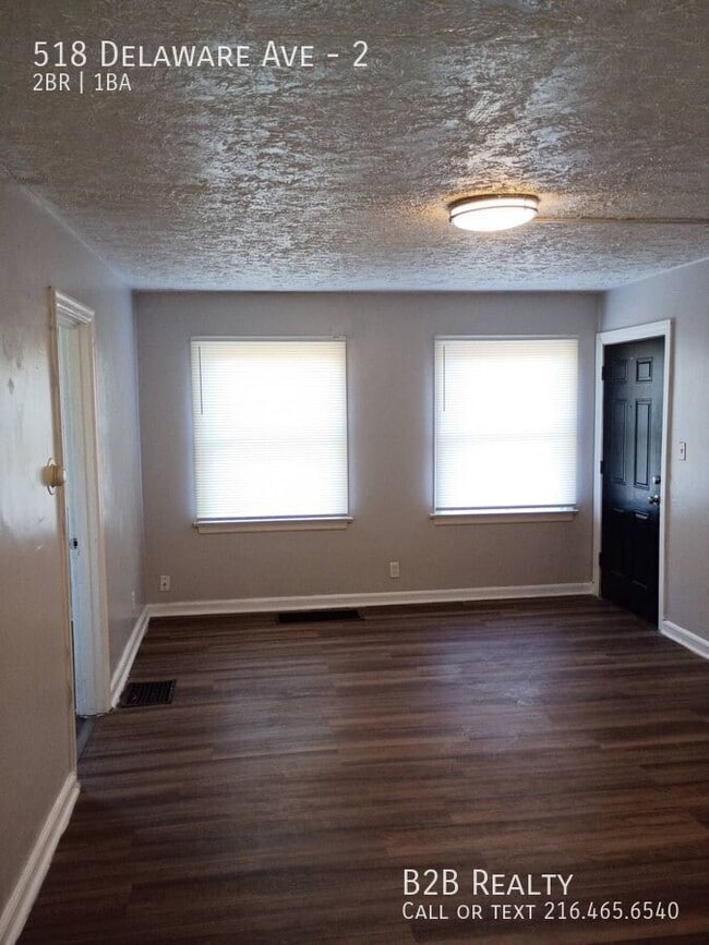 Building Photo - 518 Delaware Ave