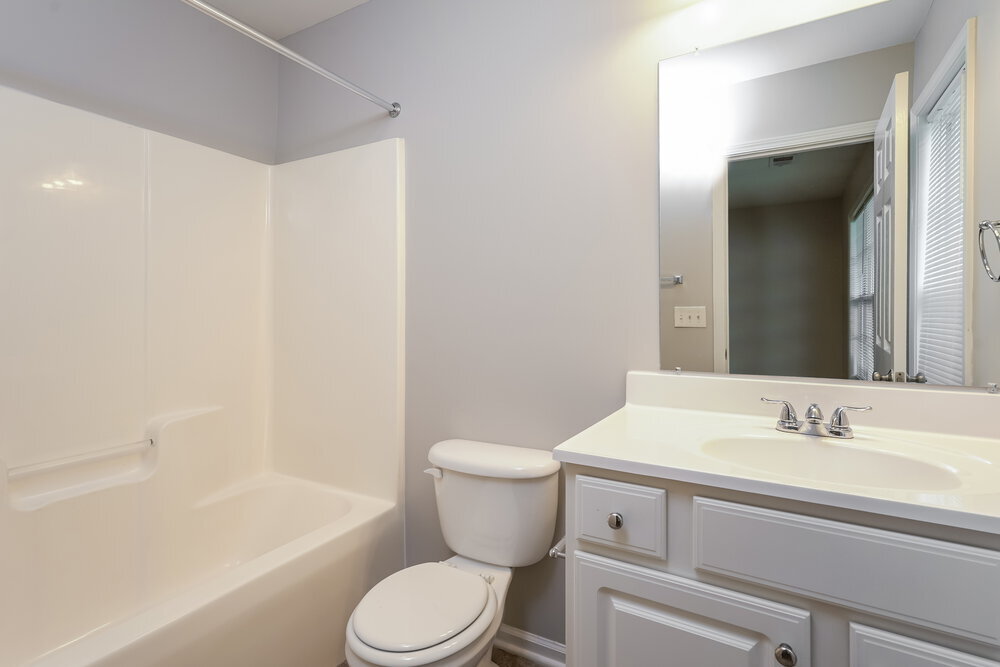 Building Photo - 4031 Village Park Ct