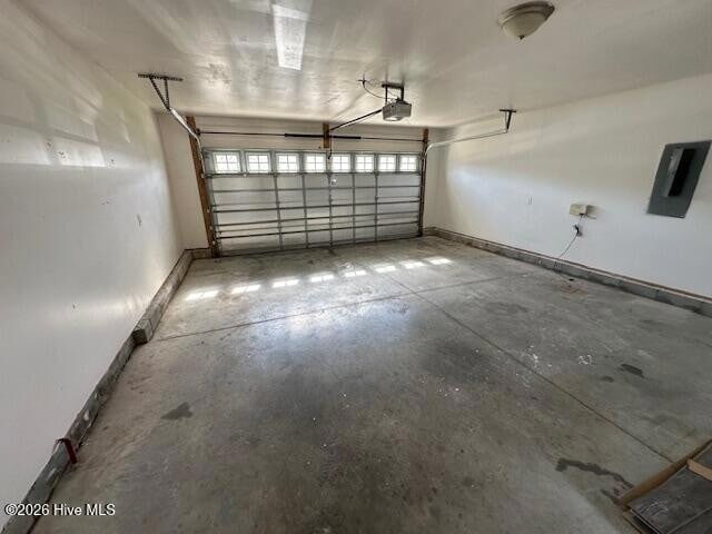 Building Photo - 305 Falcon Bridge Dr