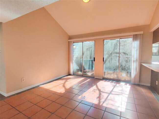 Building Photo - 5346 Randon Rd