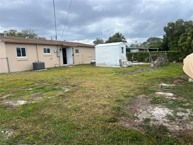 Building Photo - 21321 SW 99th Ct