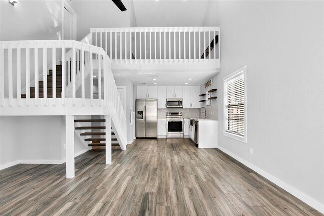 Building Photo - 1748 Ohlen Rd