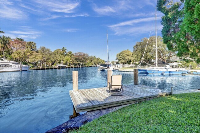 Building Photo - 1321 Mandarin Isle