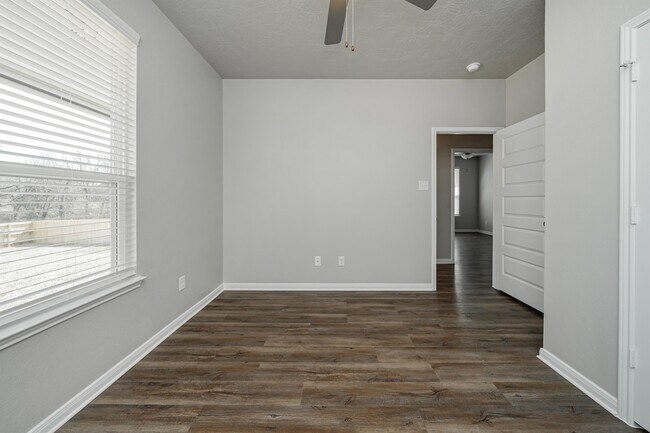Building Photo - 1147 Trellis Pass