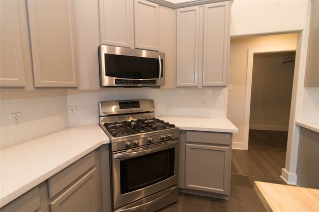 Building Photo - 1318 Ragsdale Ln